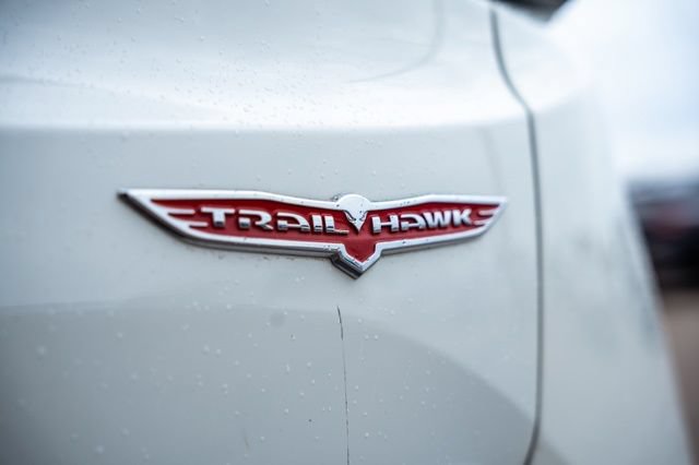 Used 2023 Jeep Renegade Trailhawk AWD/4WD image 10
