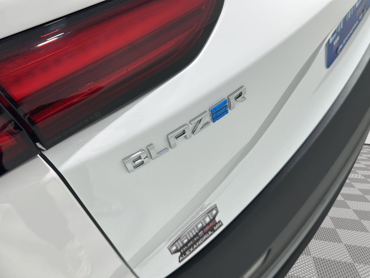 Used 2025 Chevrolet Blazer EV LT image 27