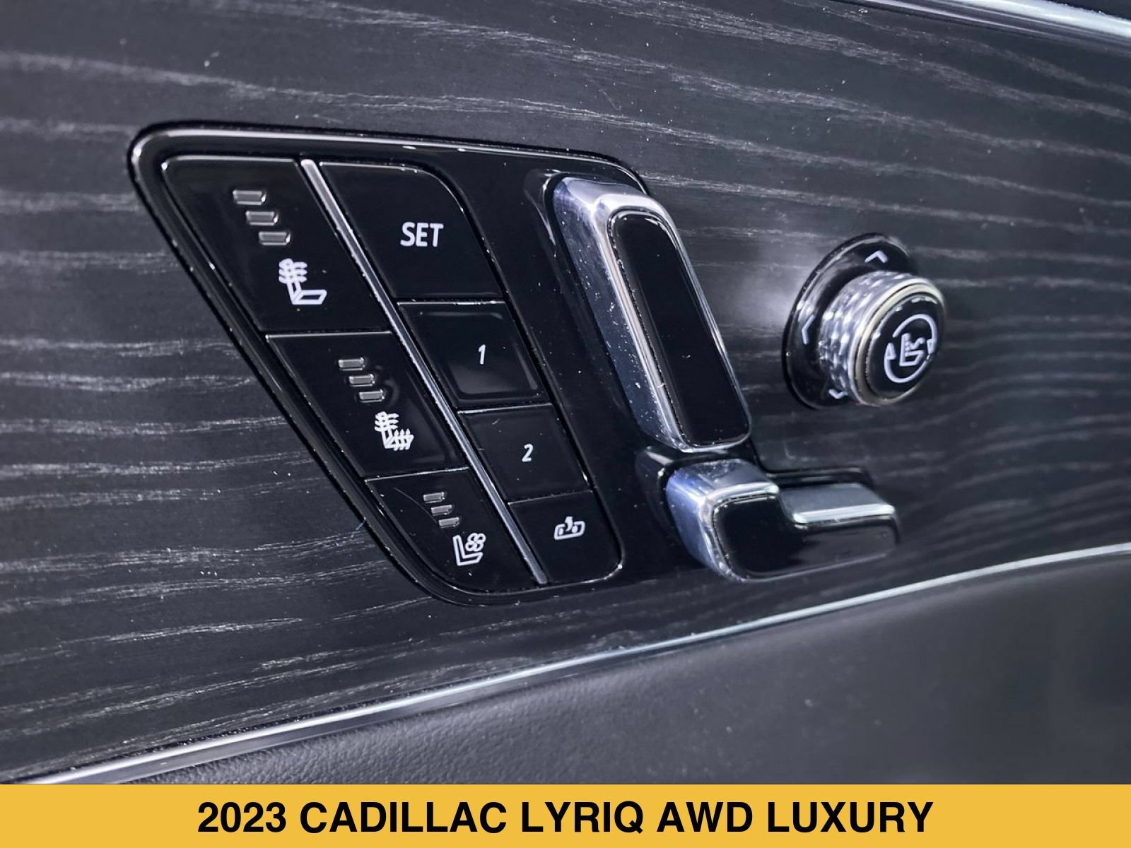 Certified 2023 Cadillac Lyriq AWD image 9