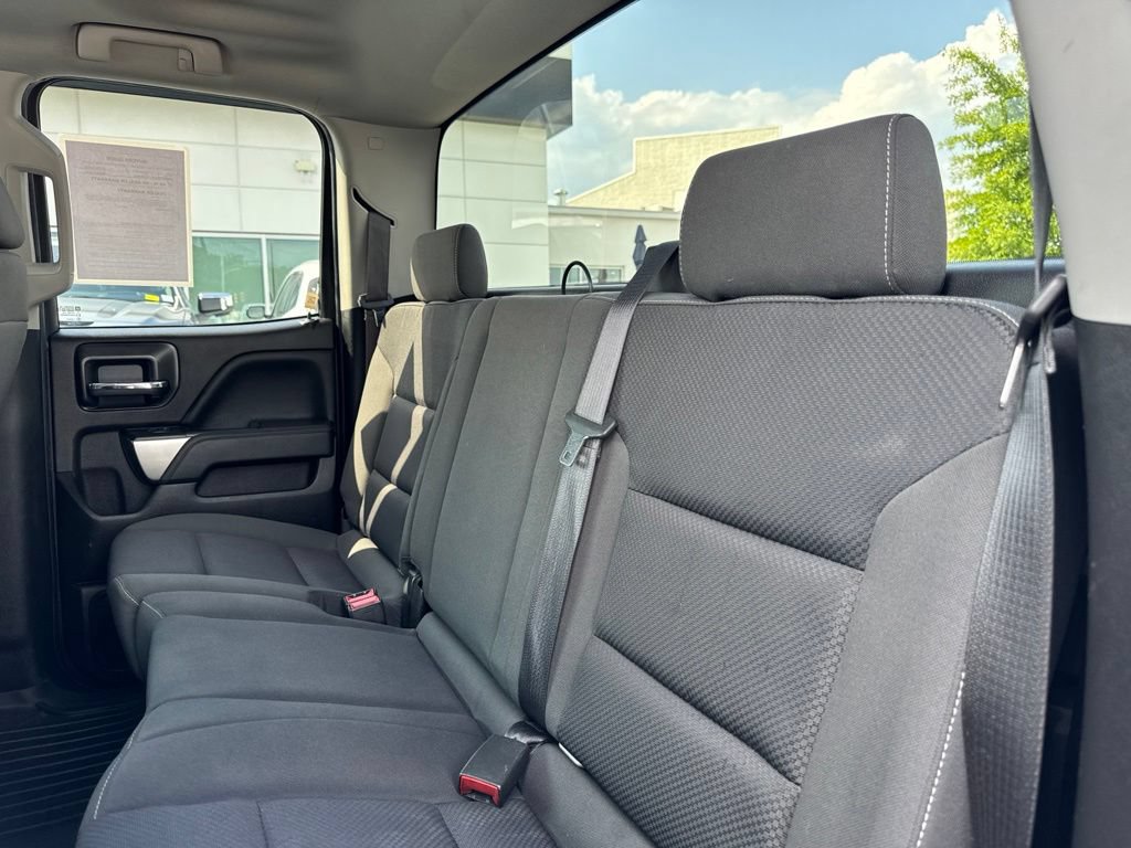 Used 2019 Chevrolet Silverado 1500 LT AWD/4WD image 27