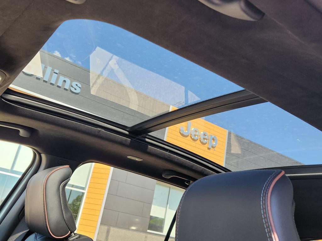 New 2025 Jeep Wagoneer S Launch Edition image 32