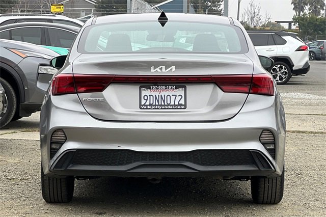 Used 2023 Kia Forte LXS image 7