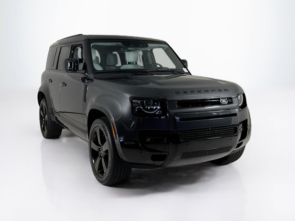 Used 2026 Land Rover Defender 110 X-Dynamic SE AWD/4WD image 7