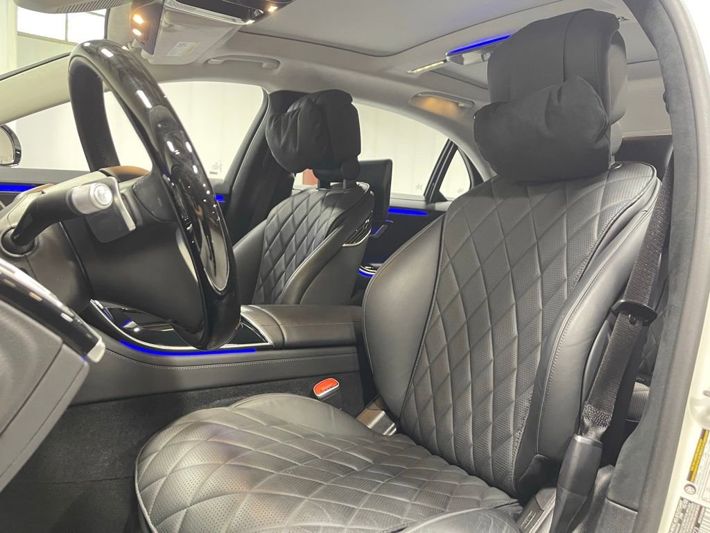 Used 2023 Mercedes-Benz S 580e 4MATIC Sedan w/ 3D Technology Package image 21
