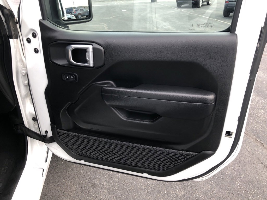 Used 2024 Jeep Wrangler Sport S image 45