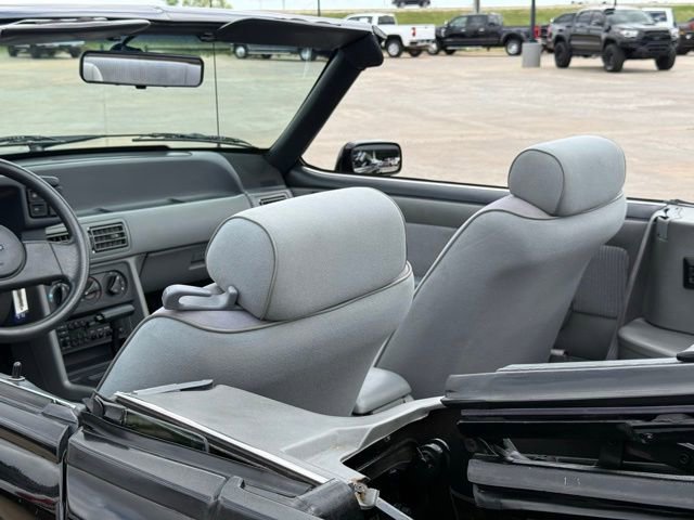 Used 1988 Ford Mustang LX RWD image 8