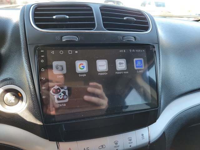 Used 2016 Dodge Journey SXT w/ Comfort/Convenience Group FWD image 15