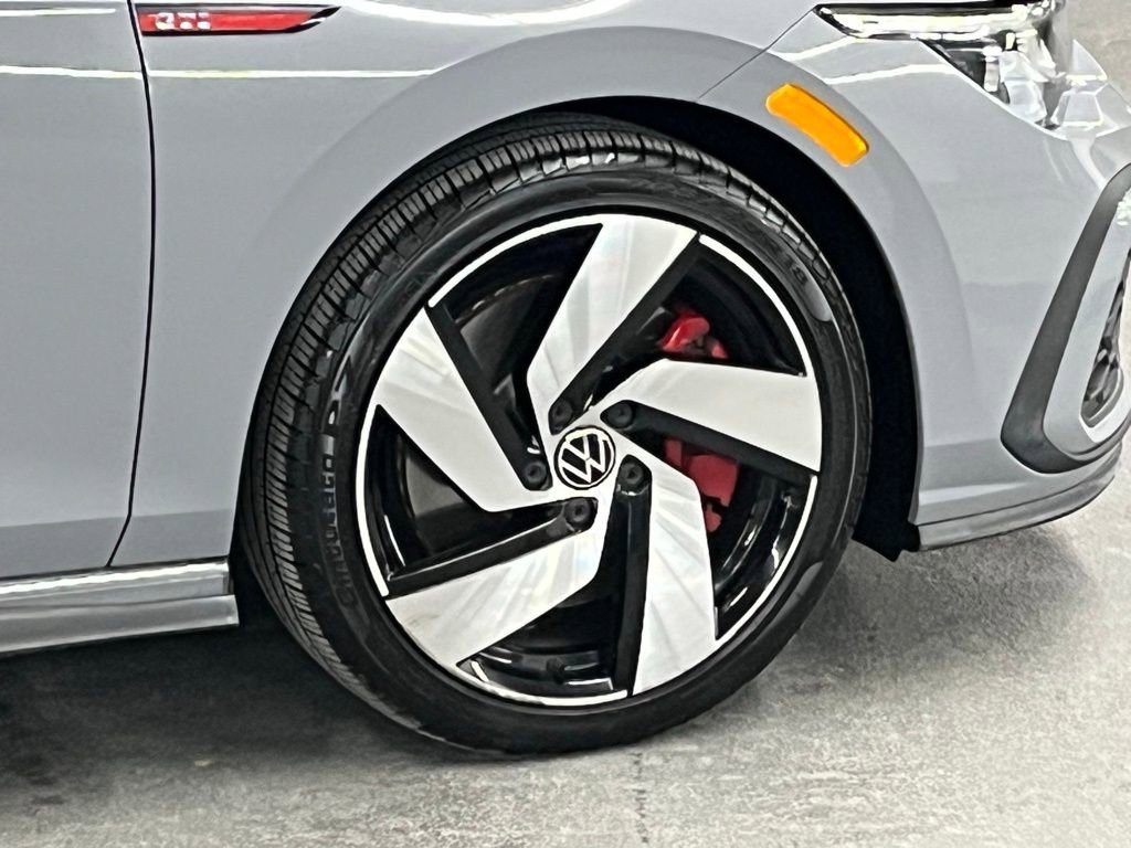 Used 2022 Volkswagen GTI SE image 37