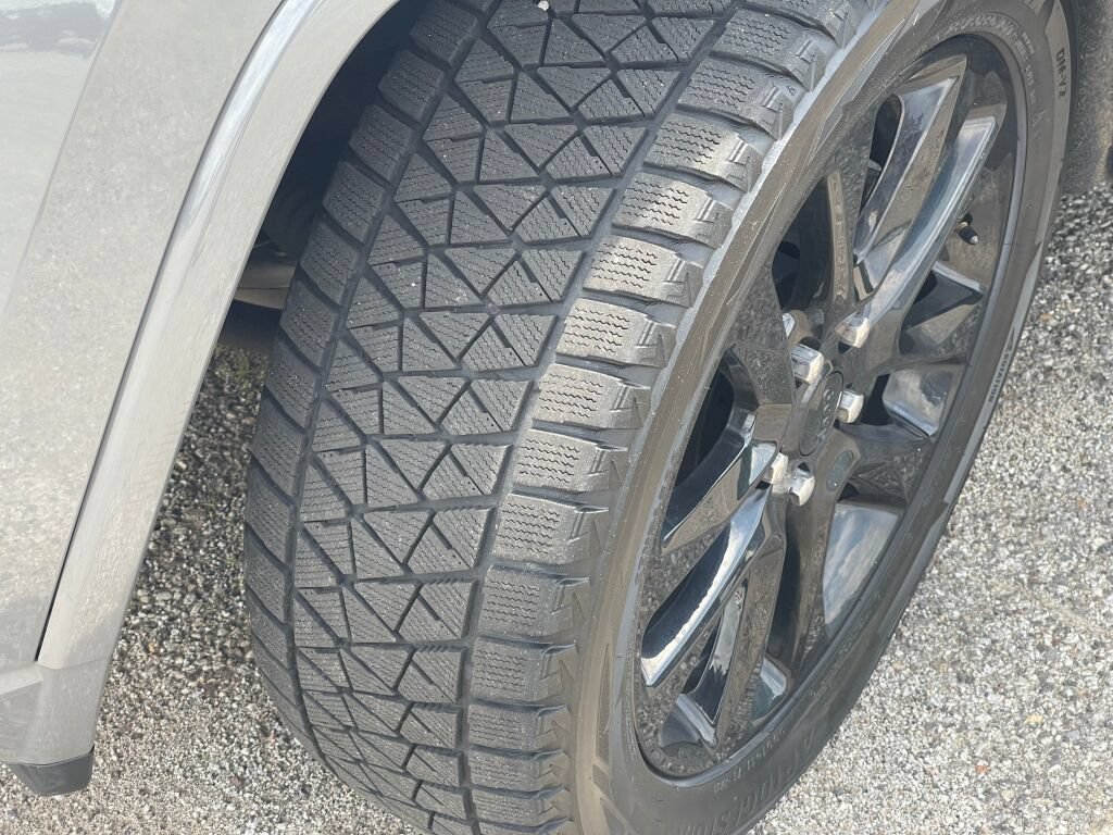 Used 2019 Jeep Grand Cherokee Altitude AWD/4WD image 39