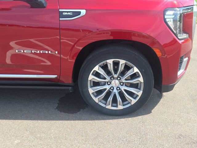 Used 2021 GMC Yukon XL Denali w/ Denali Ultimate Package AWD/4WD image 4