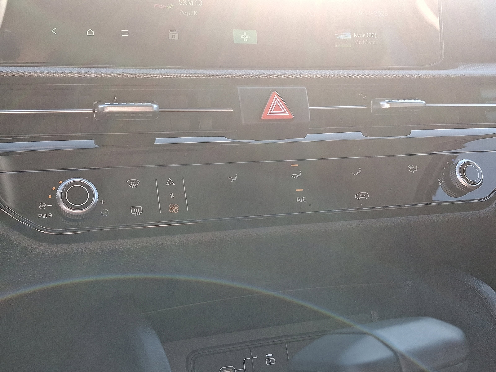 Used 2026 Kia Sportage LX w/ LX Convenience Package image 15