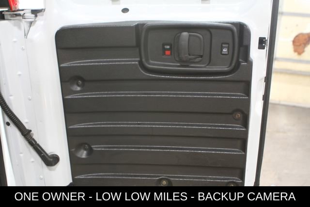 Used 2019 Chevrolet Express 3500 w/ Driver Convenience Package RWD image 30