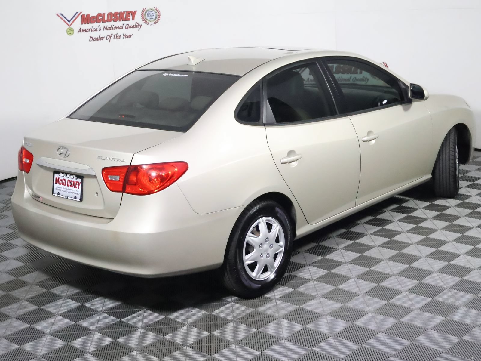 Used 2010 Hyundai Elantra GLS w/ Sunroof Pkg 3 FWD image 4
