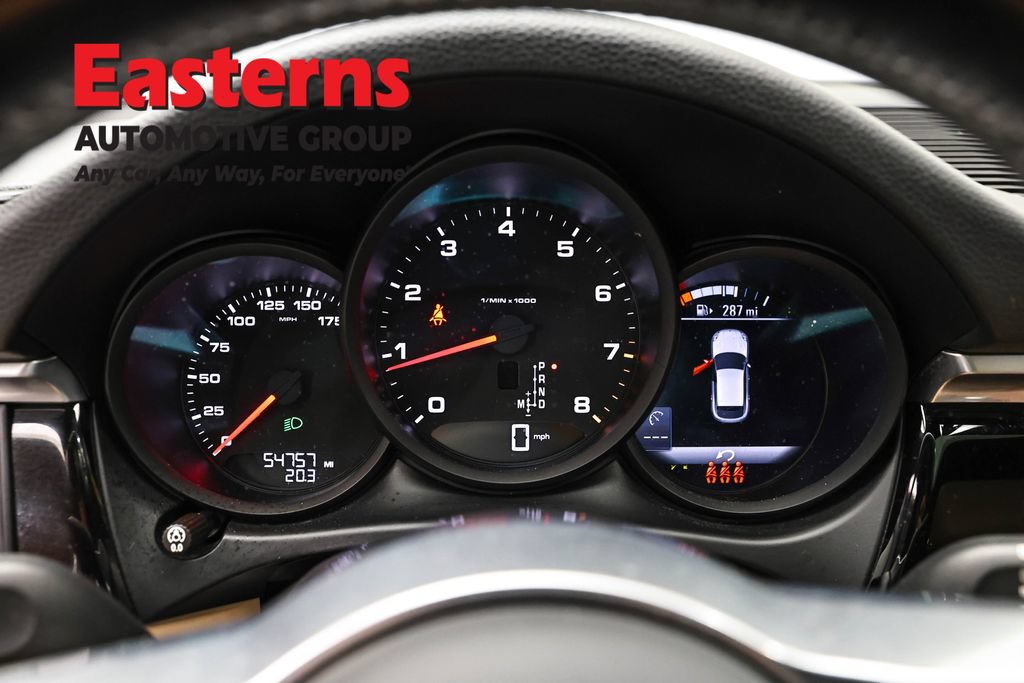 Used 2021 Porsche Macan AWD/4WD image 17