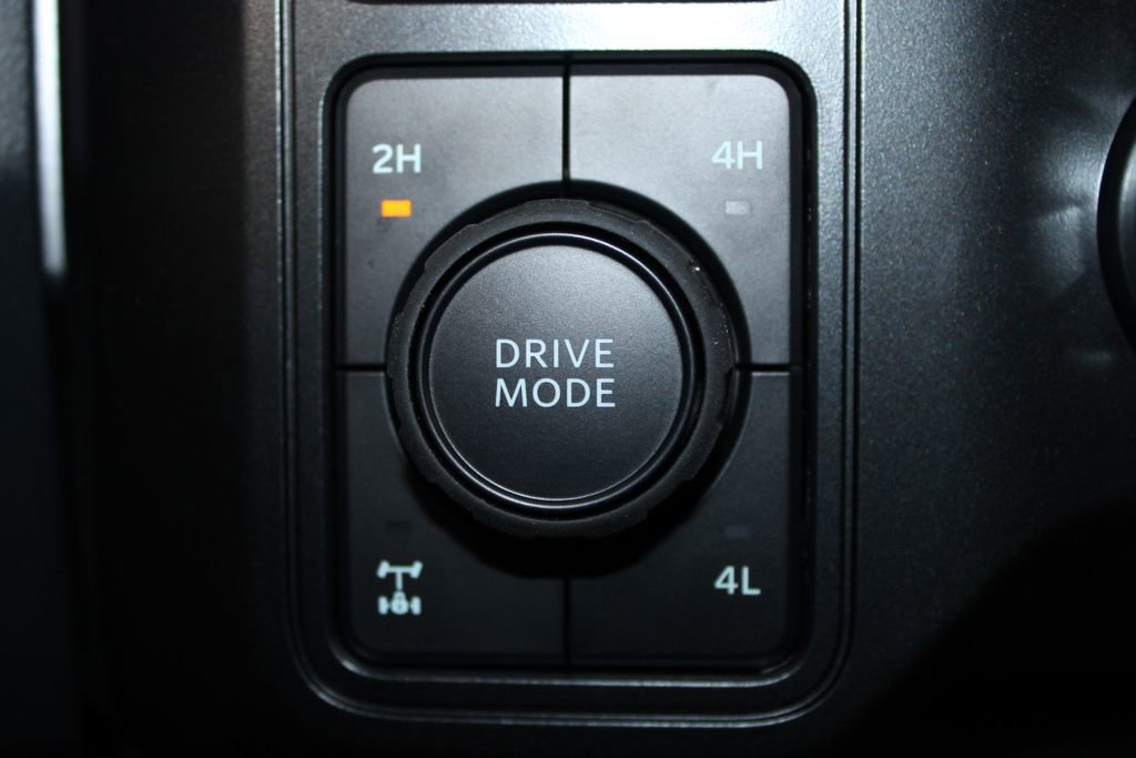 New 2026 Ford F250 Lariat w/ Black Appearance Package image 51