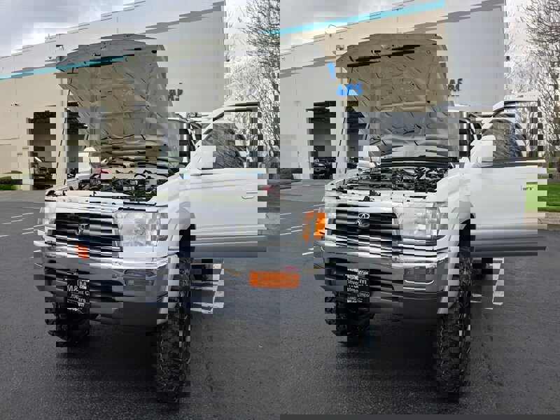 Used 1998 Toyota 4Runner Limited image 25