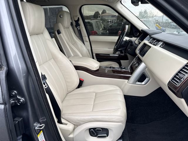 Used 2014 Land Rover Range Rover HSE image 11