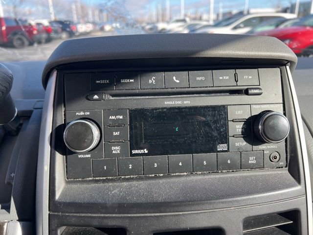 Used 2010 Dodge Grand Caravan SXT image 16