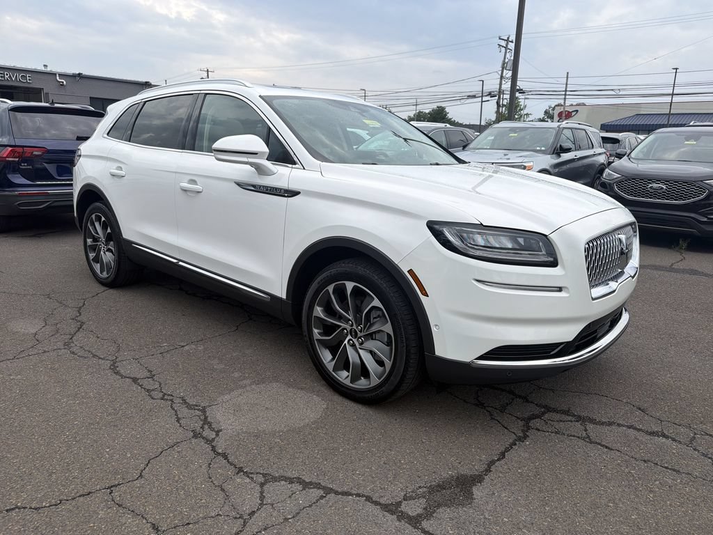 Certified 2023 Lincoln Nautilus Reserve w/ Equipment Group 201A AWD/4WD image 8