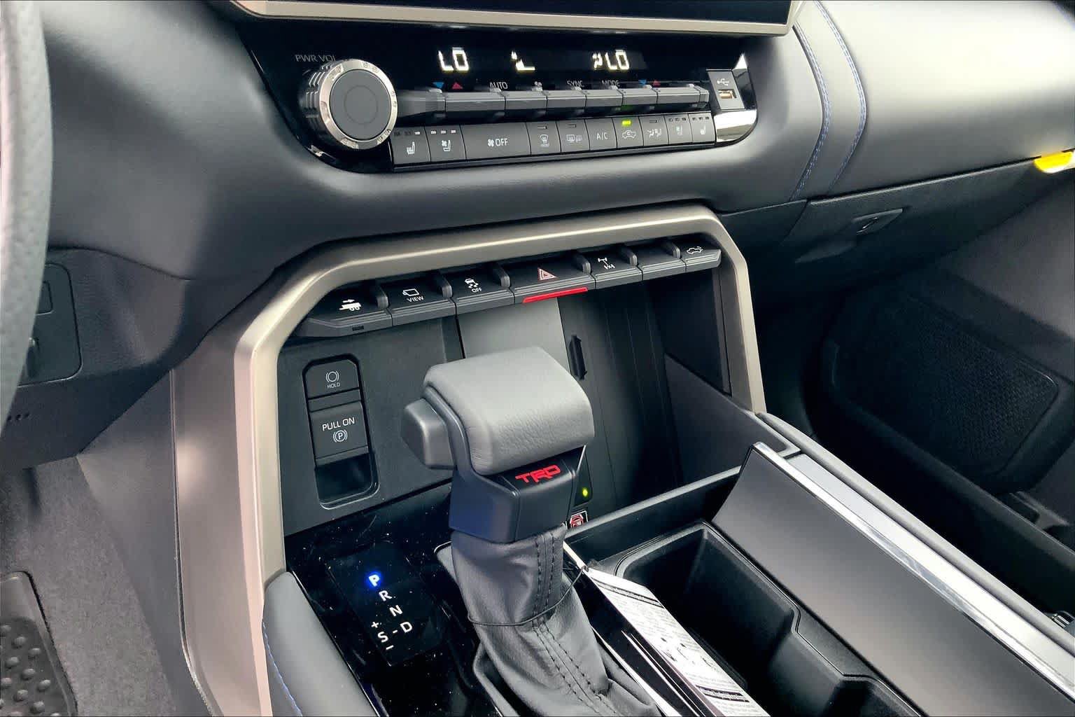 New 2026 Toyota Tundra Platinum AWD/4WD image 19