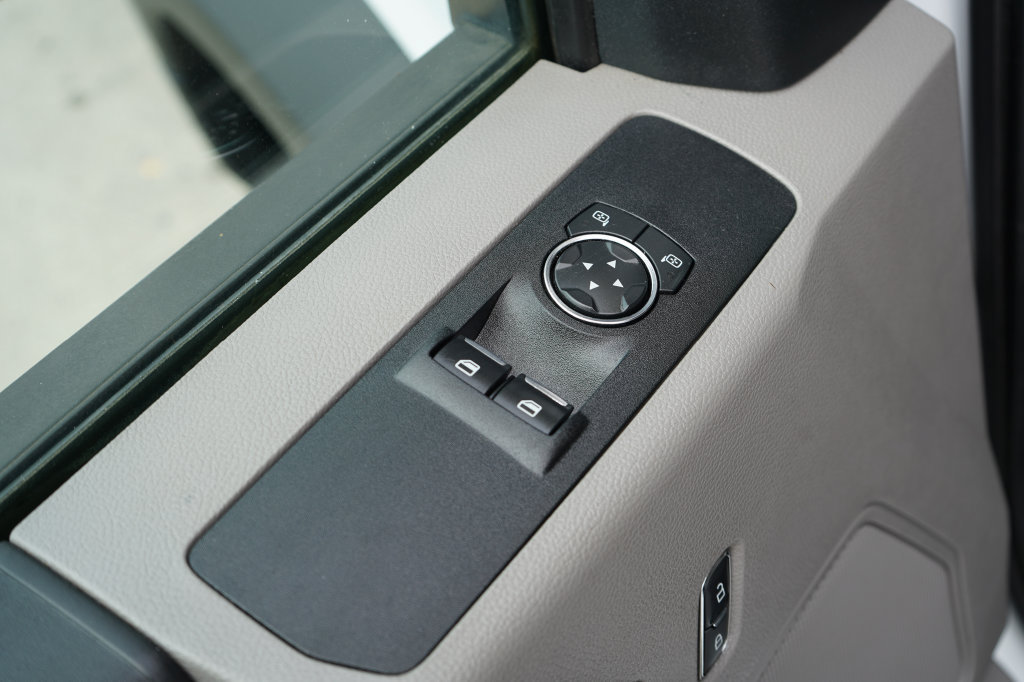 Used 2019 Ford F550 4x4 Regular Cab Super Duty image 14