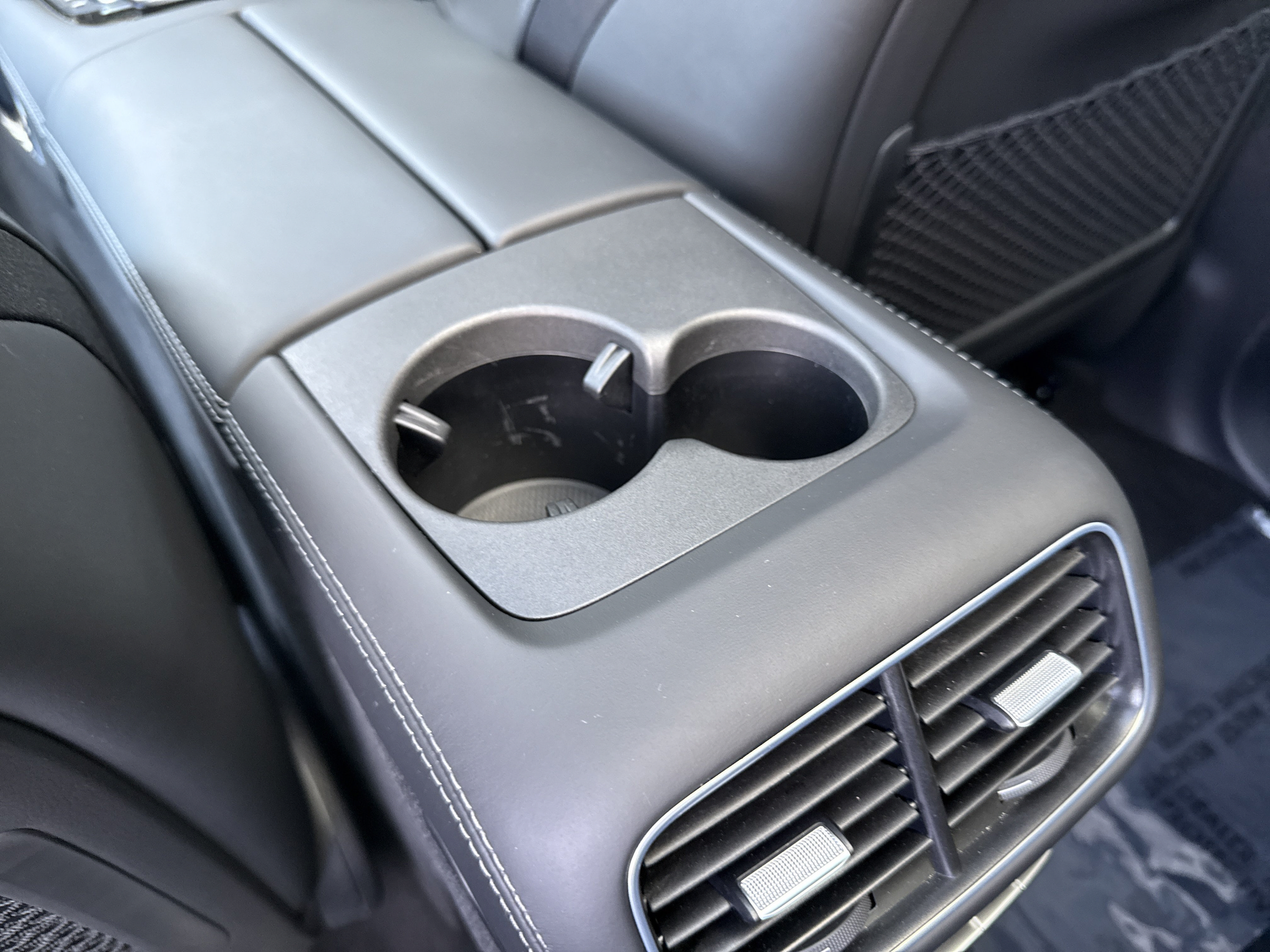 Certified 2025 Mercedes-Benz GLS 450 4MATIC image 30