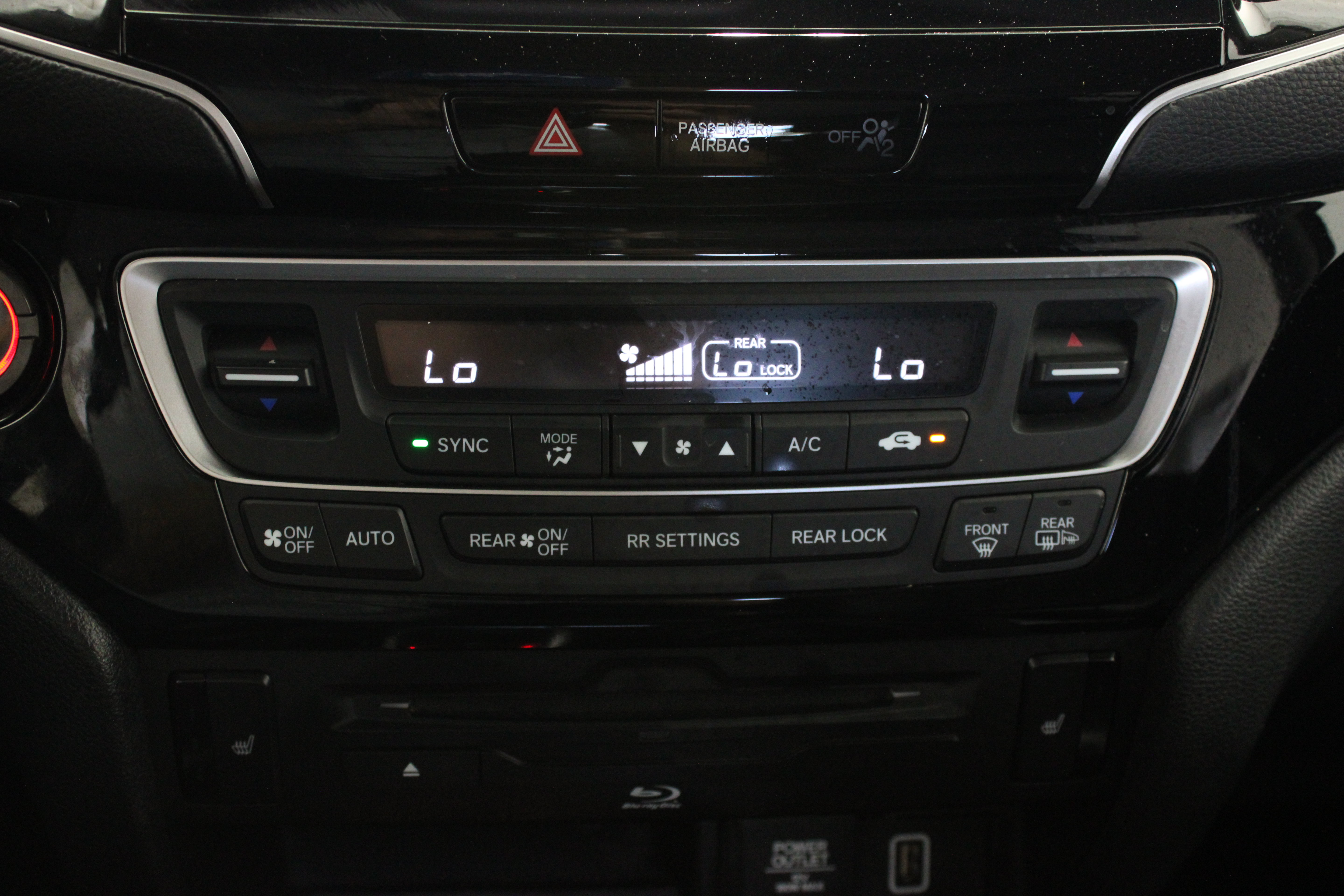 Used 2022 Honda Pilot Touring image 18