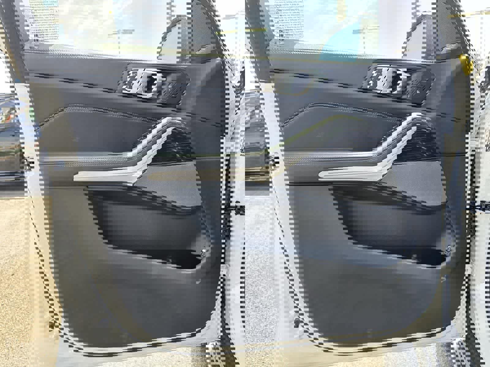 Used 2024 BMW X5 xDrive50e image 21