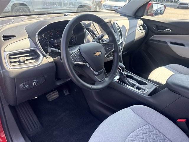 Certified 2024 Chevrolet Equinox LT w/ LPO, Floor Liner Package FWD image 10