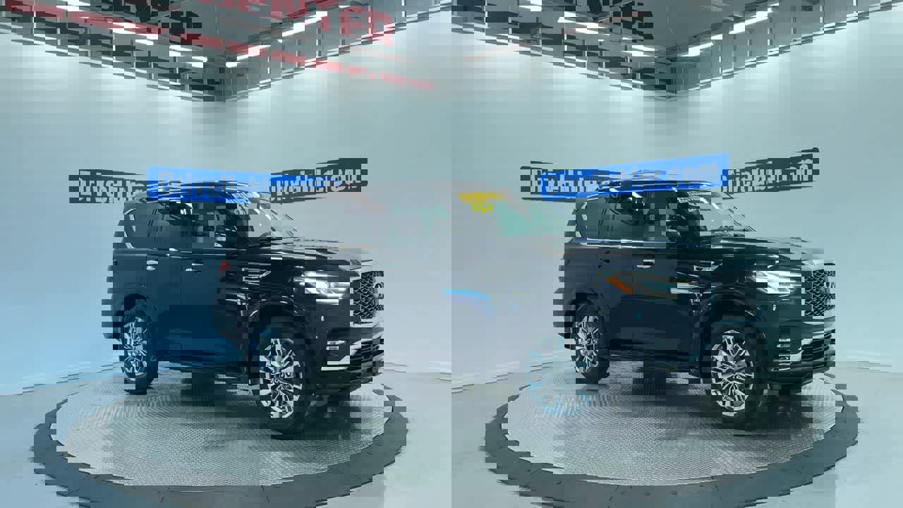 Used 2019 INFINITI QX80 Luxe w/ Proassist Package image 3