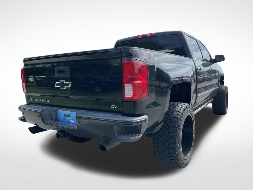 Used 2018 Chevrolet Silverado 1500 LTZ Z71 w/ LTZ Plus Package AWD/4WD image 6