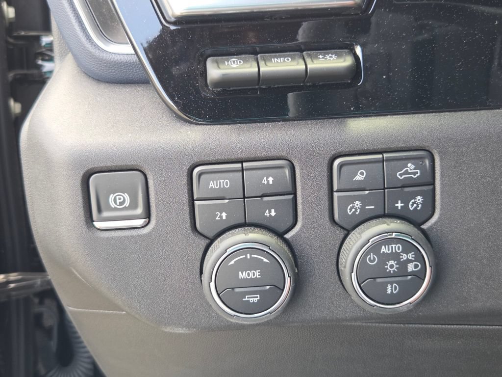 New 2026 GMC Canyon Elevation w/ Convenience Package RWD image 25