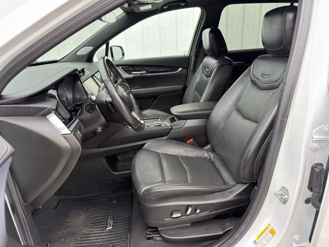 Used 2024 Cadillac XT6 Premium Luxury AWD/4WD image 20