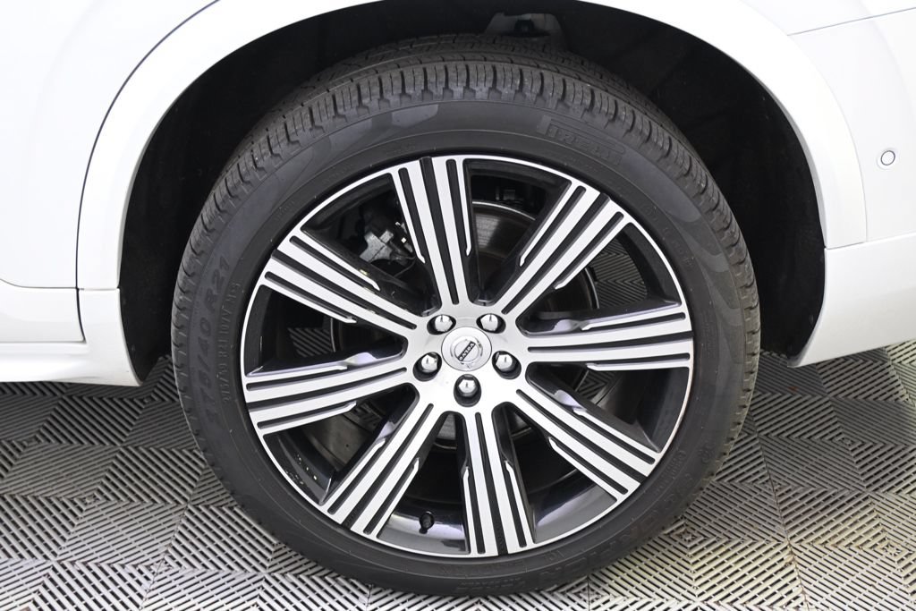 Used 2023 Volvo XC90 B6 Ultimate w/ Protection Package AWD/4WD image 18