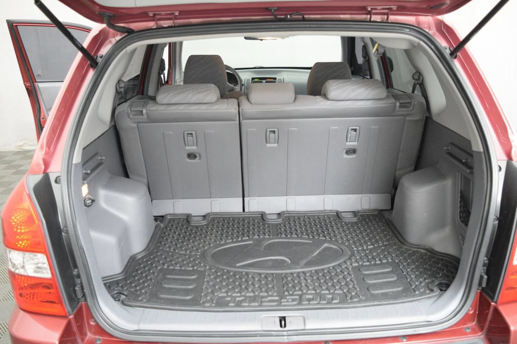 Used 2005 Hyundai Tucson GL FWD image 19