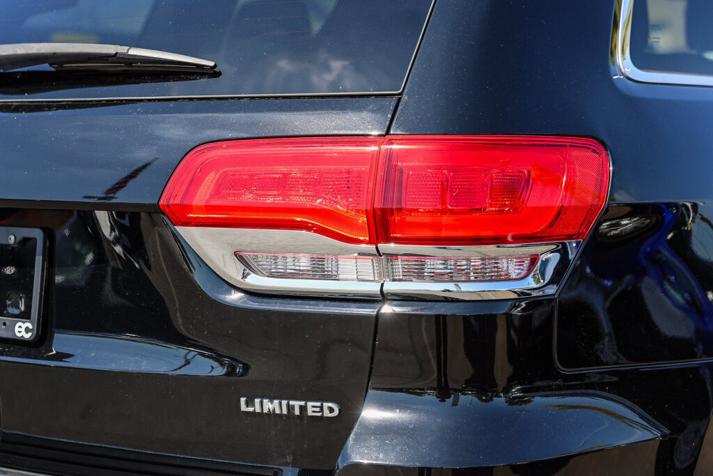 Used 2019 Jeep Grand Cherokee Limited w/ Luxury Group II RWD image 24