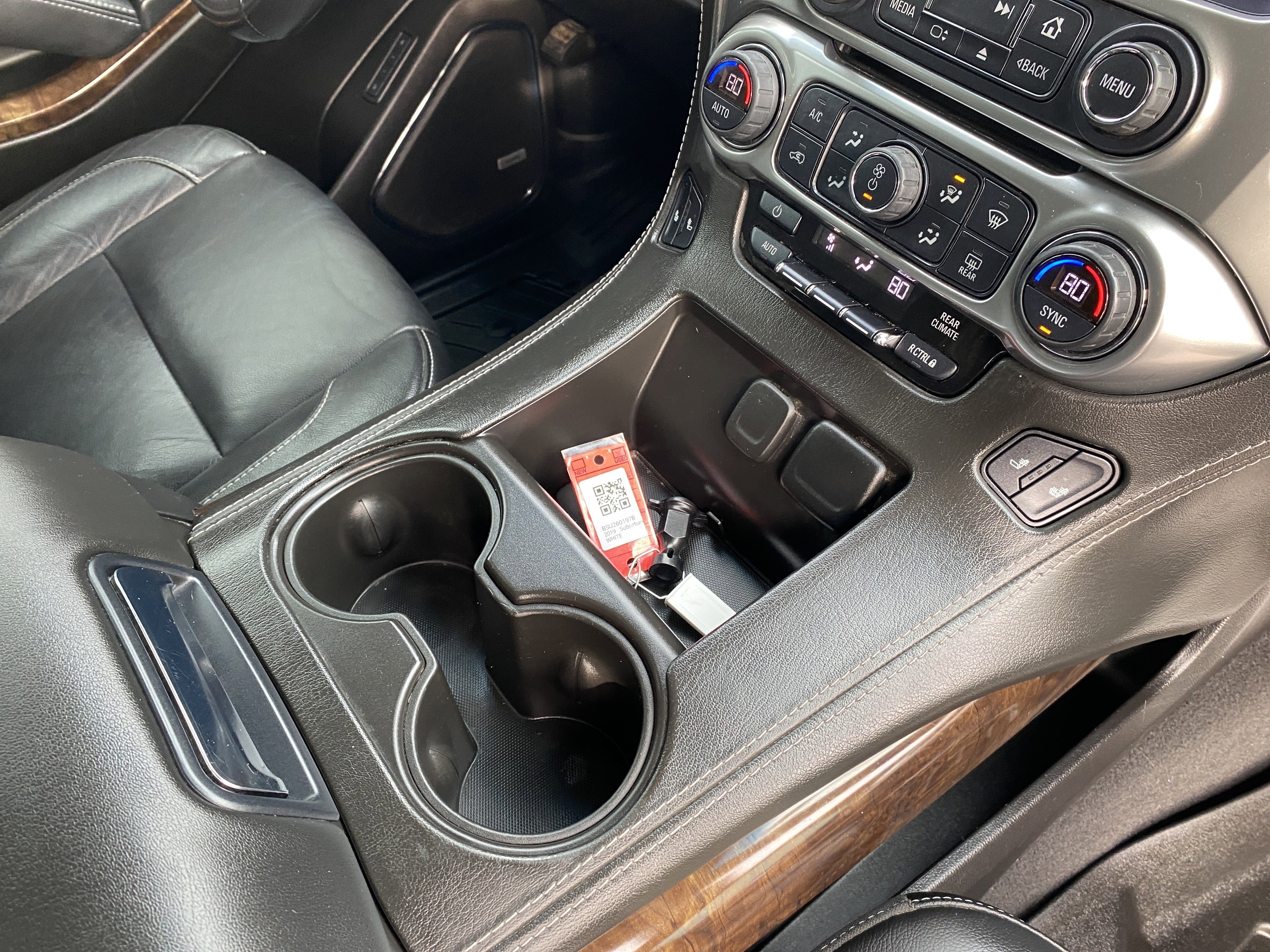 Used 2019 Chevrolet Suburban LT image 16