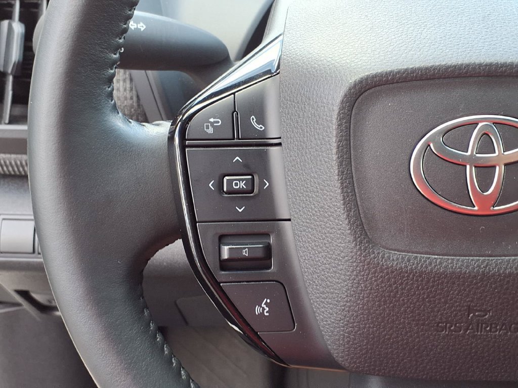 Used 2024 Toyota bZ4X AWD w/ Weather Package image 35