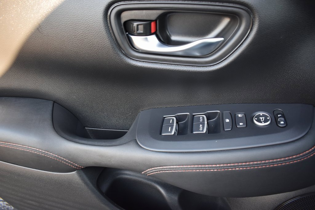 Used 2024 Honda HR-V Sport image 12