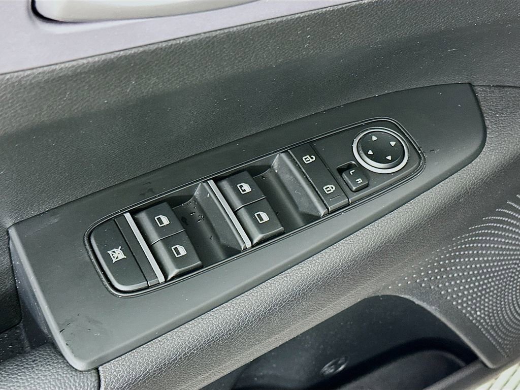 Used 2024 Kia Forte LXS image 22