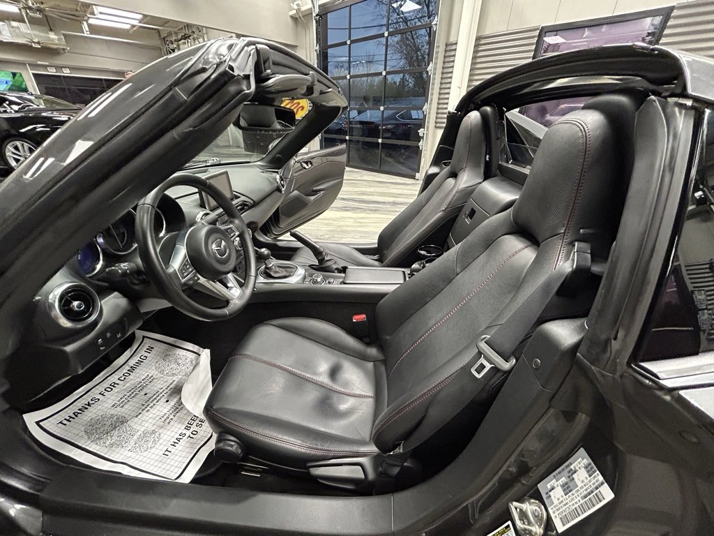 Used 2017 MAZDA MX-5 Miata RF Grand Touring image 43