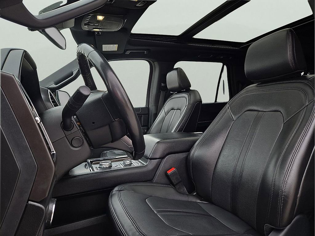 Used 2021 Ford Expedition Max Limited image 15