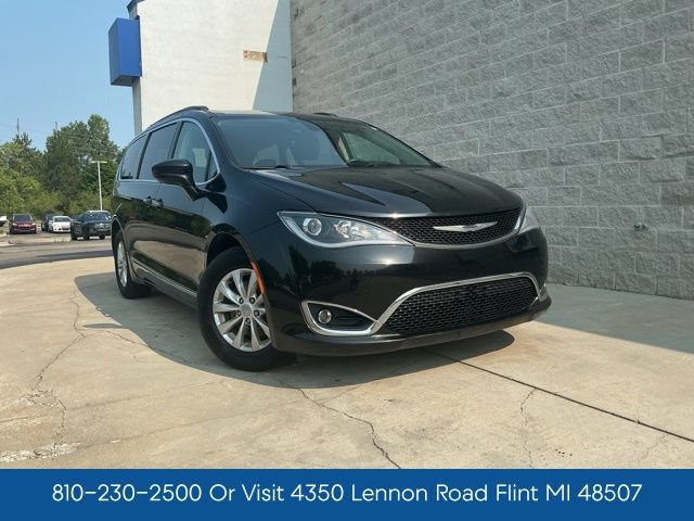 Used 2017 Chrysler Pacifica Touring-L