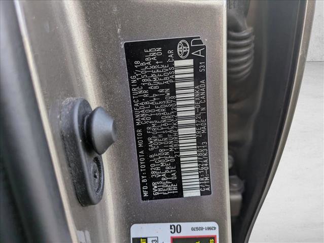 Used 2019 Toyota Corolla LE image 15