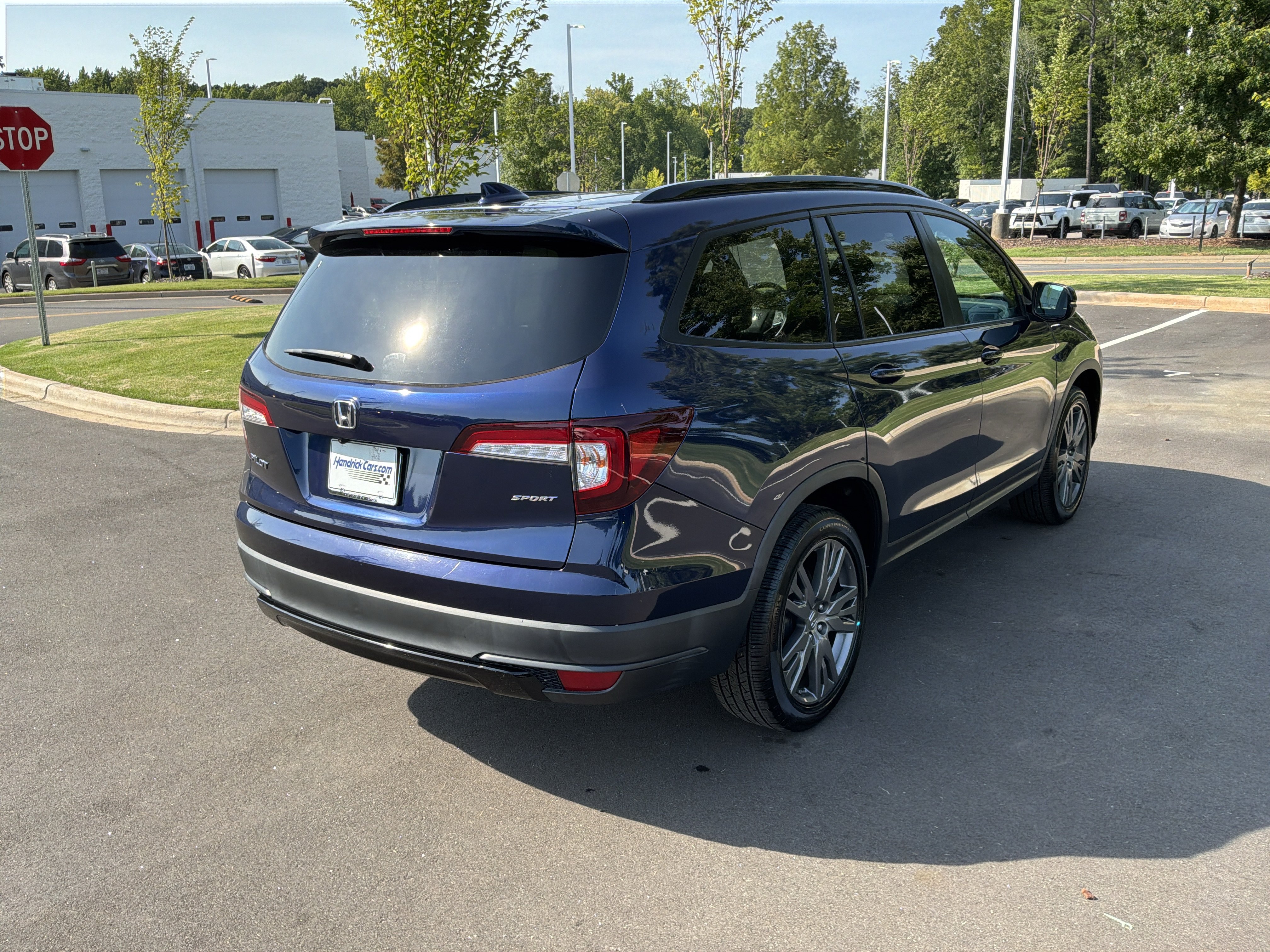 Used 2022 Honda Pilot Sport image 10