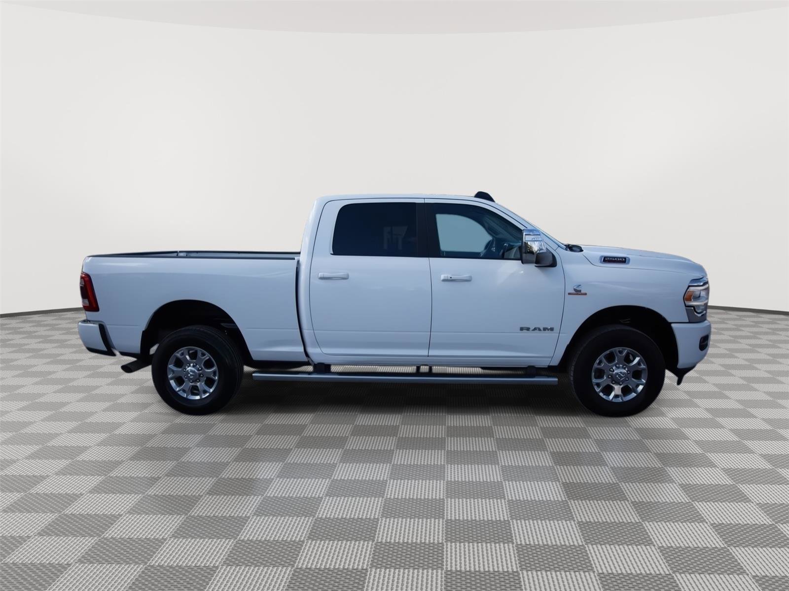 Used 2024 RAM 2500 Laramie image 4