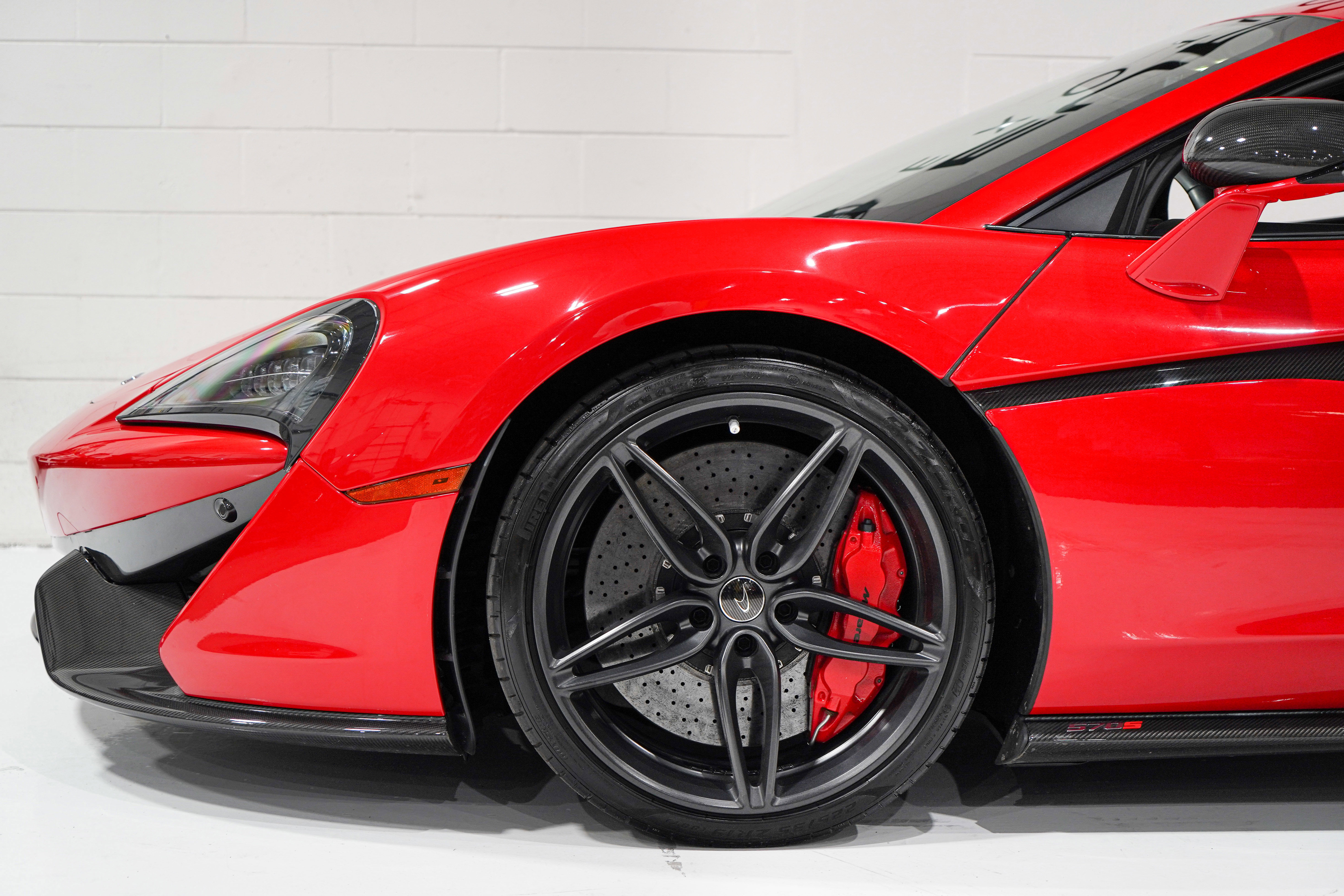Used 2017 McLaren 570S Coupe RWD image 33