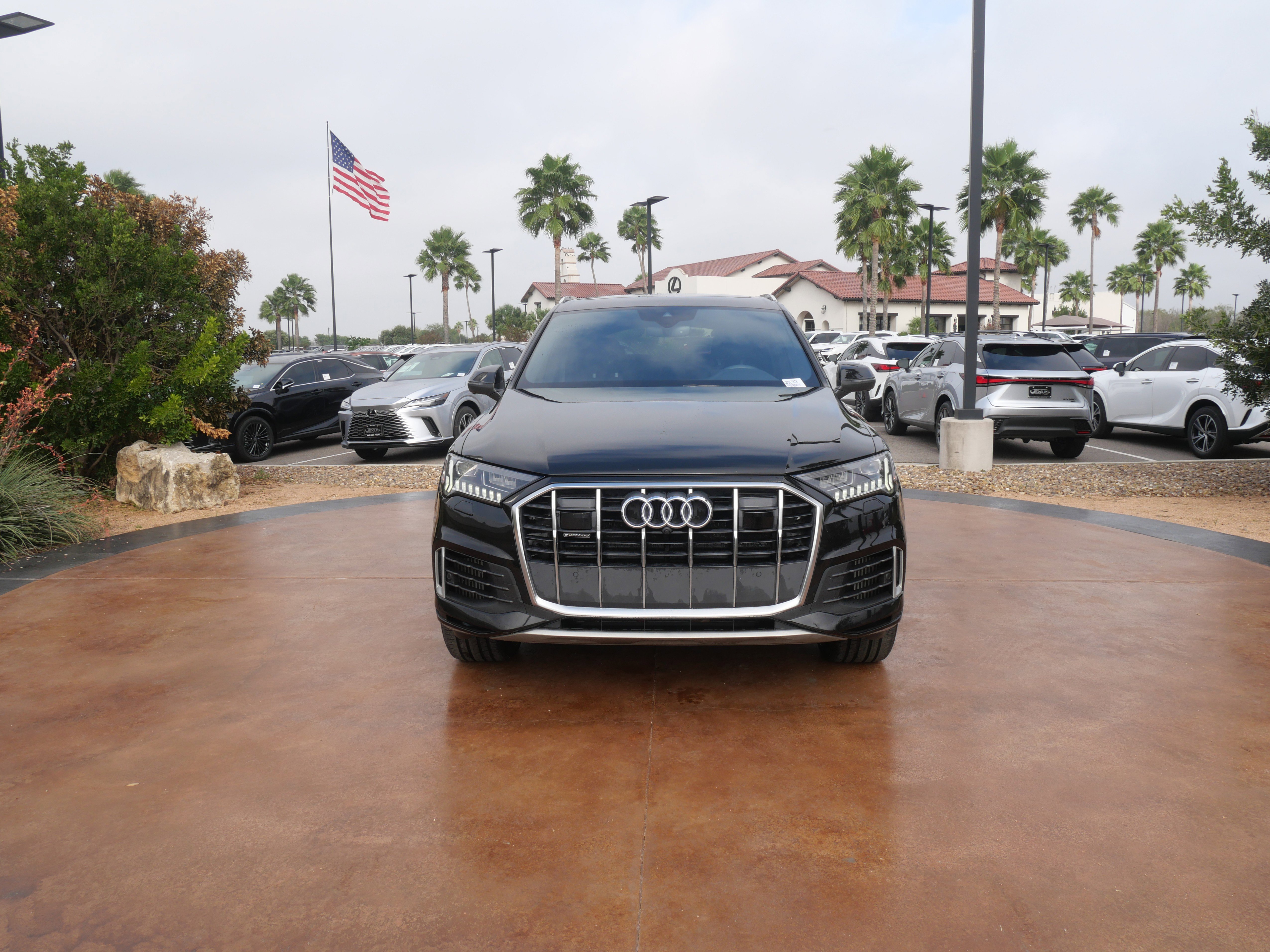 Used 2023 Audi Q7 3.0T Premium w/ Convenience Package image 6