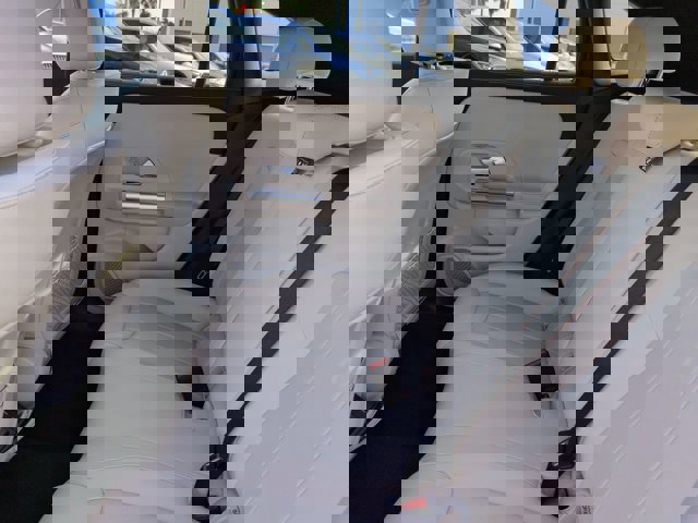 Used 2025 Mercedes-Benz GLA 250 image 14