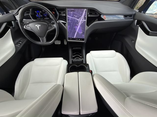 Used 2020 Tesla Model X Performance AWD/4WD image 13